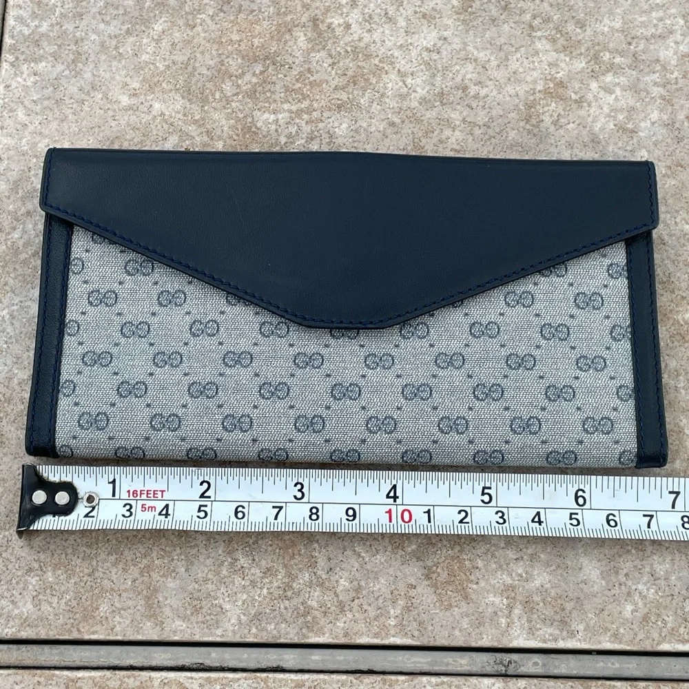 Gucci authentic wallet - Picture 3 of 15